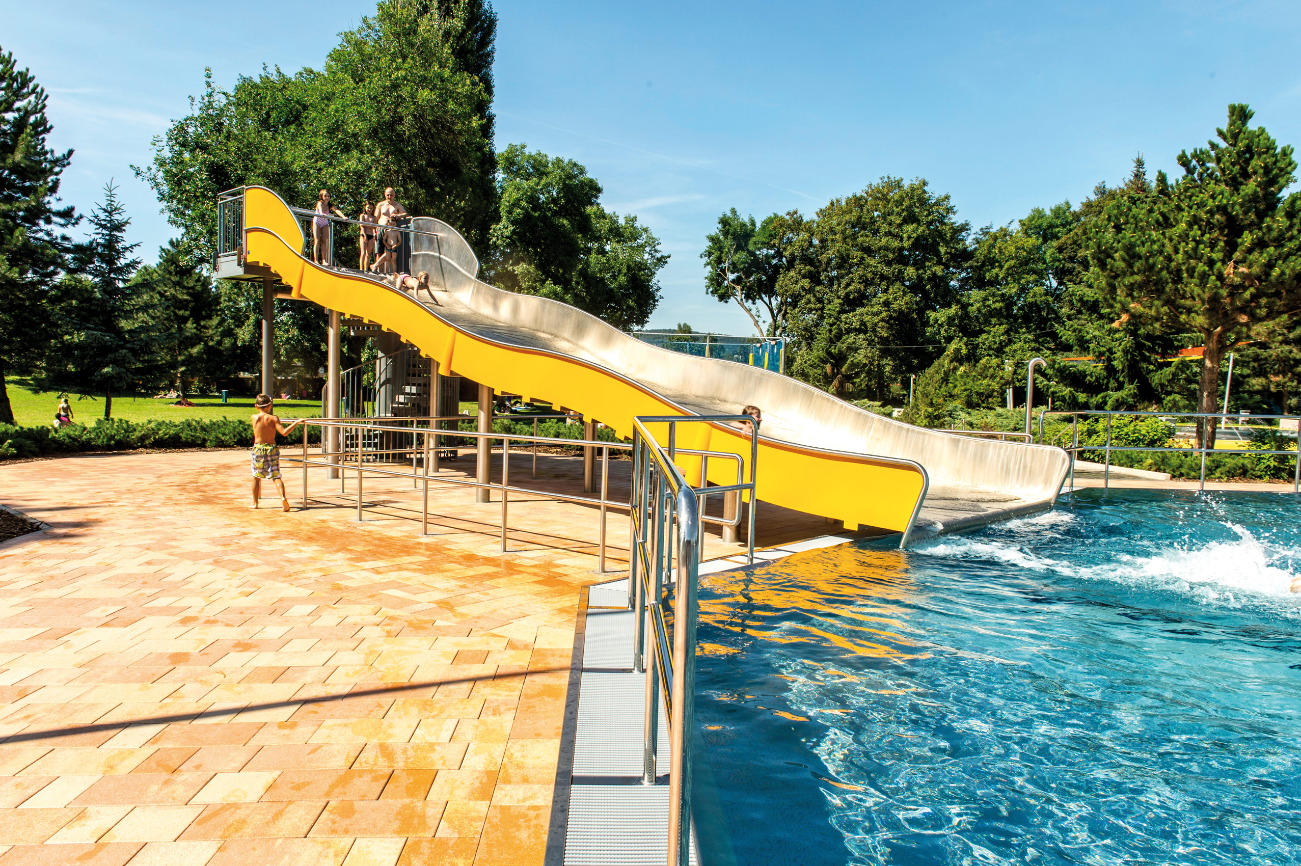 atlantics stainless steel slides open air swimming pool jena thueringen wide waves 127461