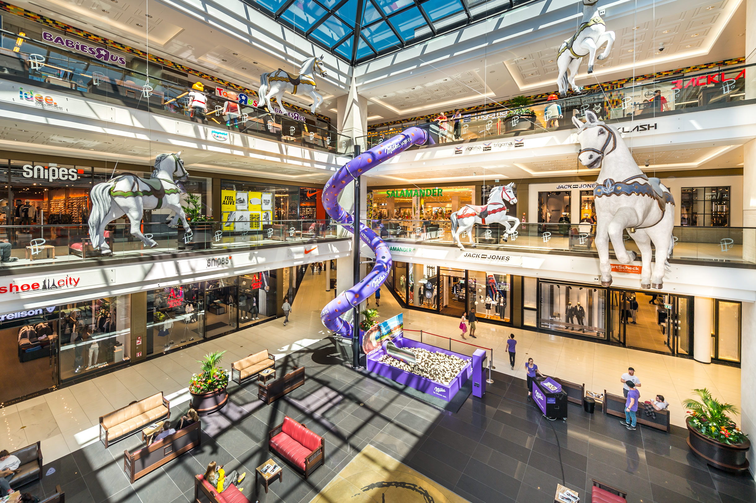 atlantics stainless steel slides mall of berlin berlin shoppingcenter spiral 168212