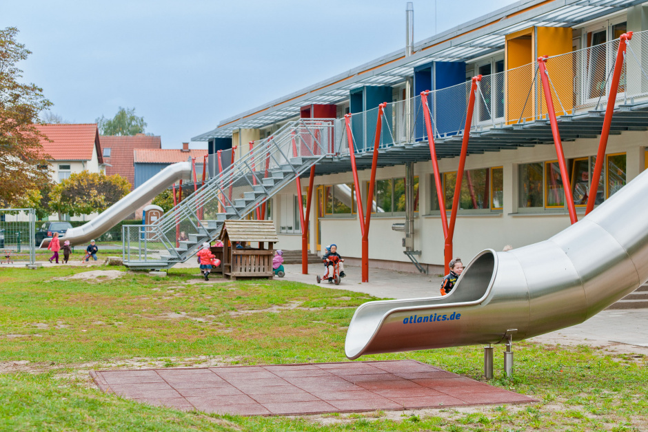atlantics stainless steel slides daycare centre sonnenschein dargun evacuation dry 096861