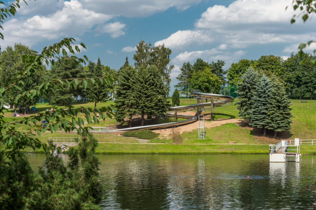atlantics Edelstahlrutsche am Stausee Rabenstein in Chemnitz in Sachsen, ID 158042, Halbschalenwasserrutsche