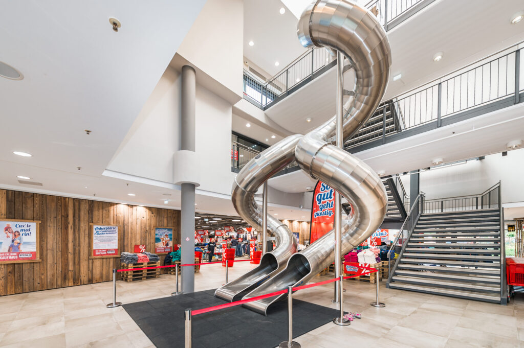 atlantics_edelstahlrutschen_kaufhaus-stolz_cuxhaven-niedersachsen-_spiral_tunnel_168220
