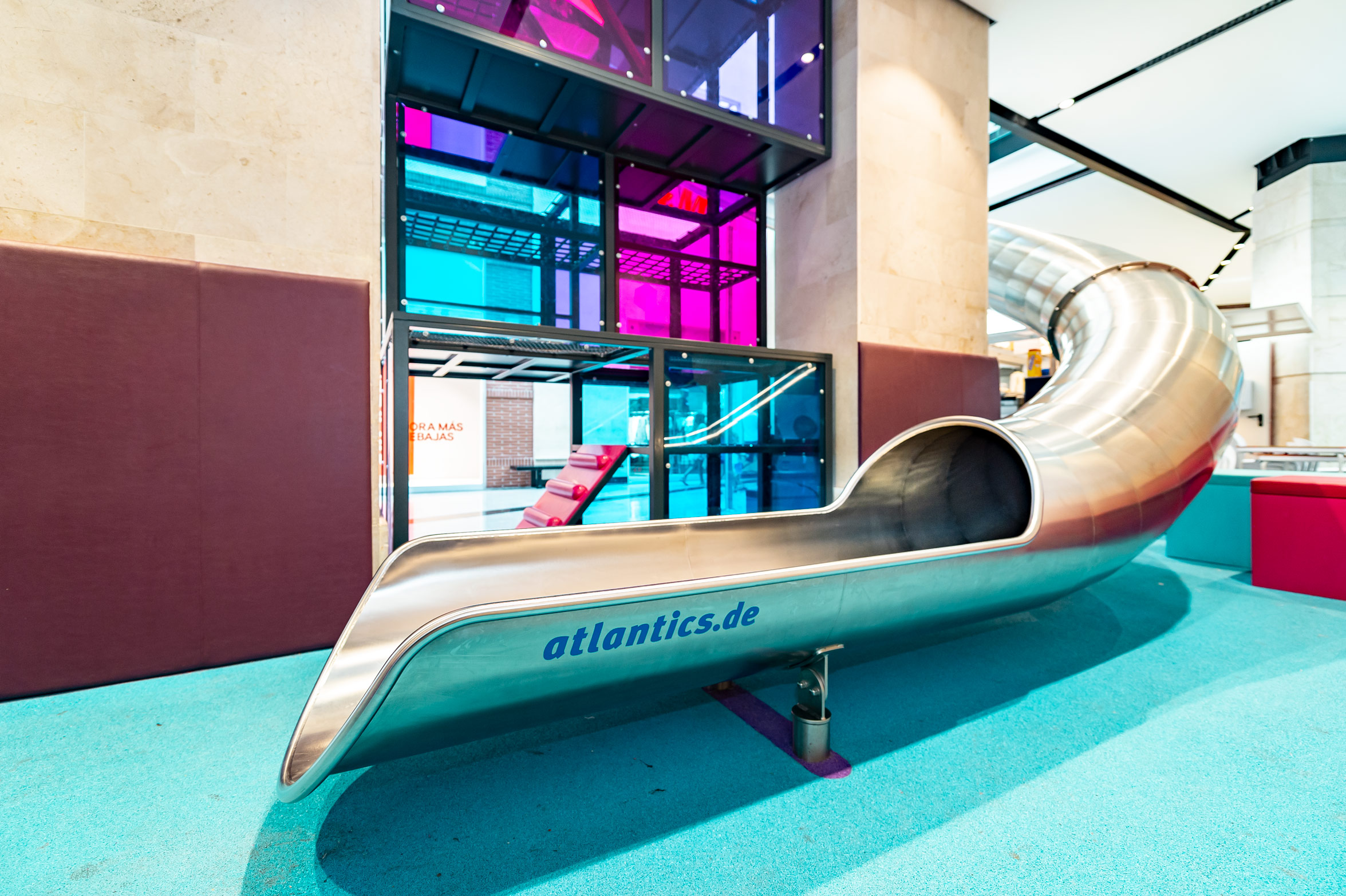 atlantics_edelstahlrutschen_einkaufszentrum-zubiarte_bilbao-spanien_indoor_188452DSC3196