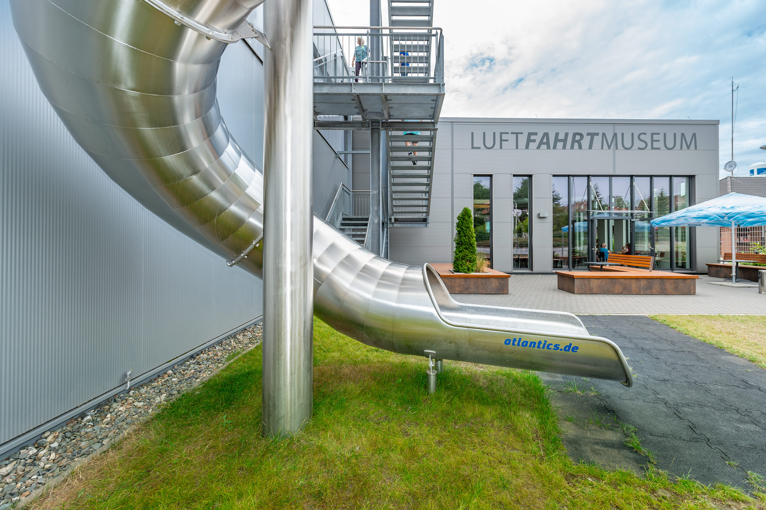 atlantics Edelstahlrutsche im Luftfahrtmuseum Wernigerode
