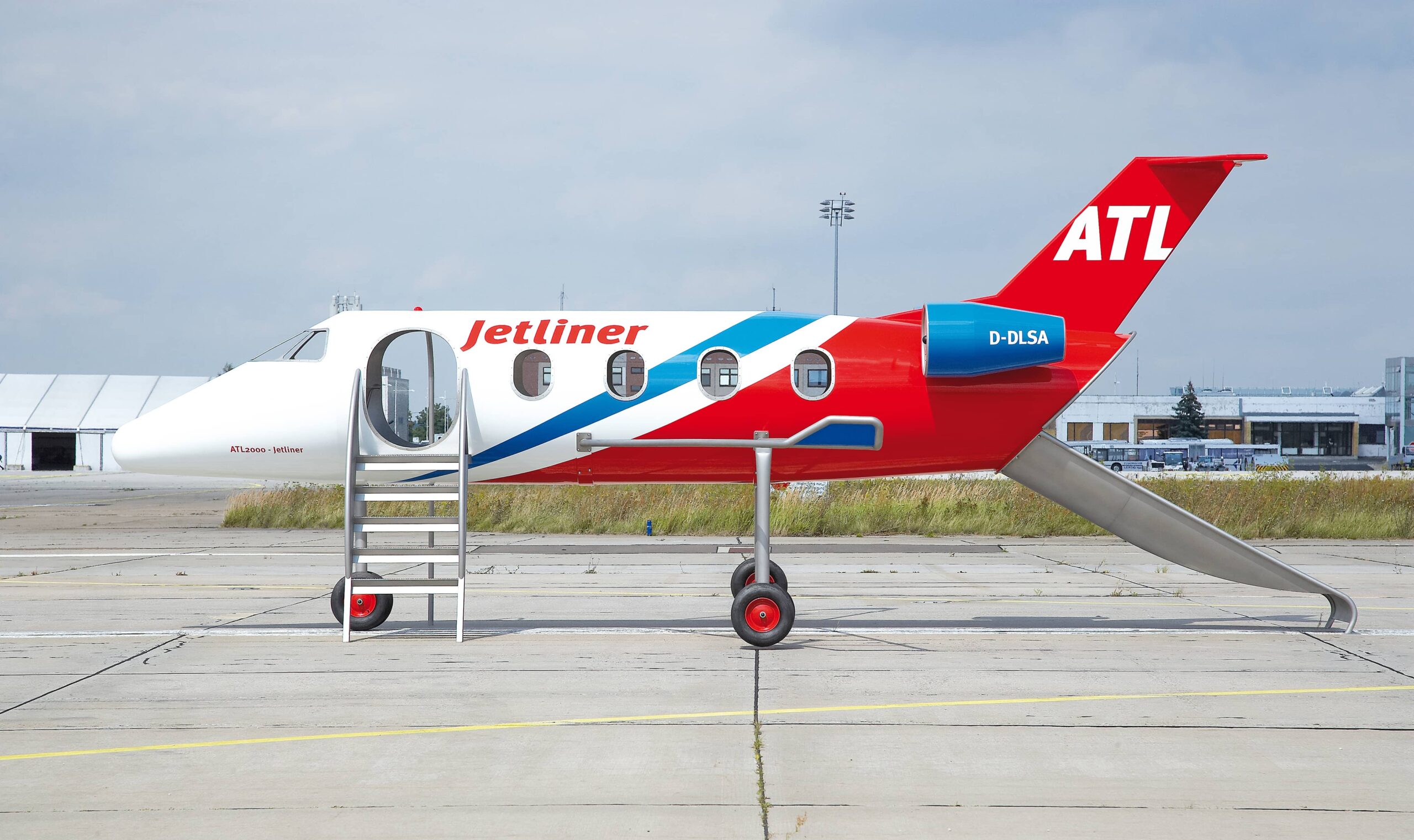 atlantics Spezialprodukt Spielflugzeug aus Edelstahl