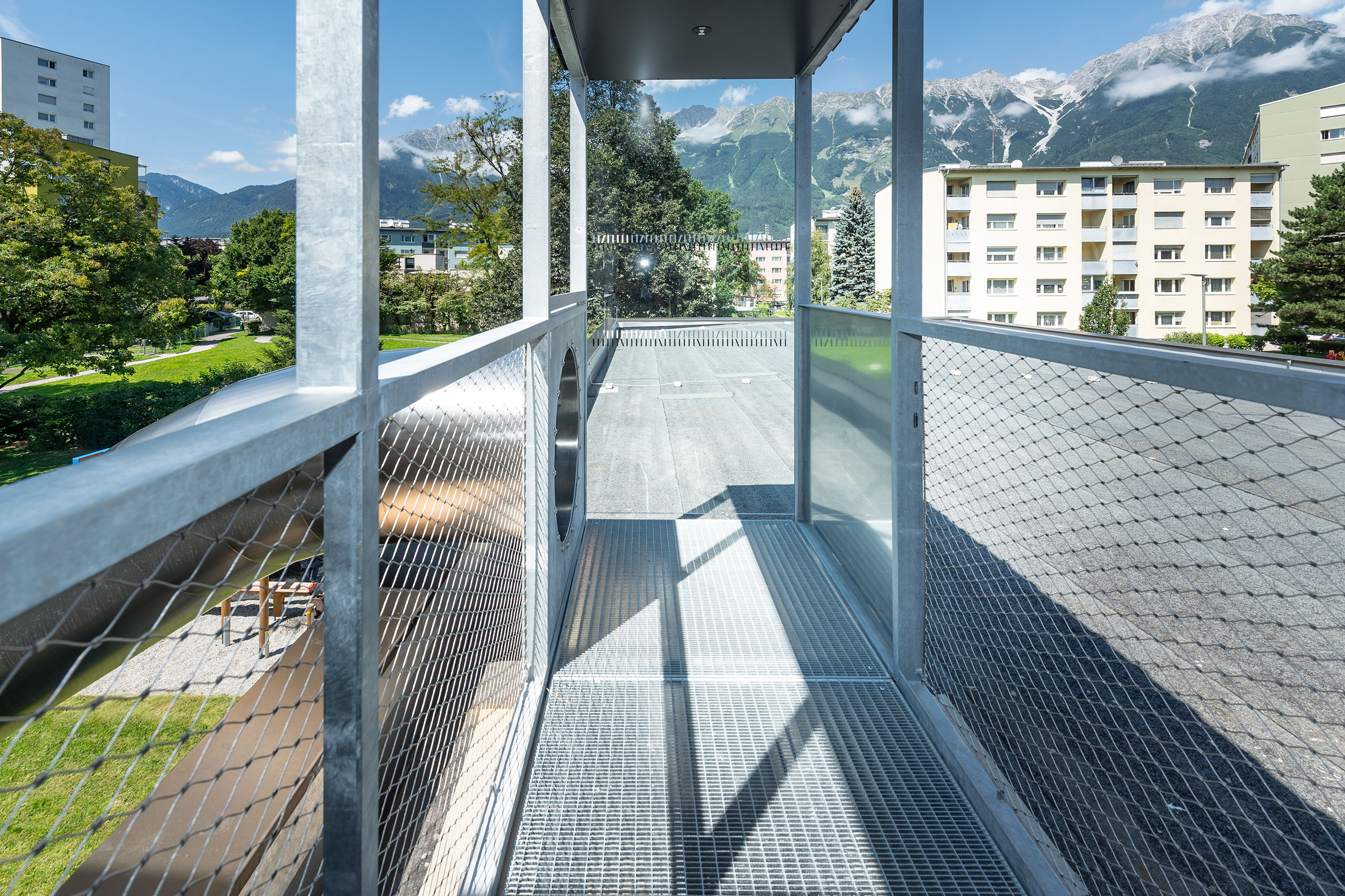 atlantics_edelstahlrutschen_kindergarten-reichenau-sued_evakuierung_tunnel_208686 zugang