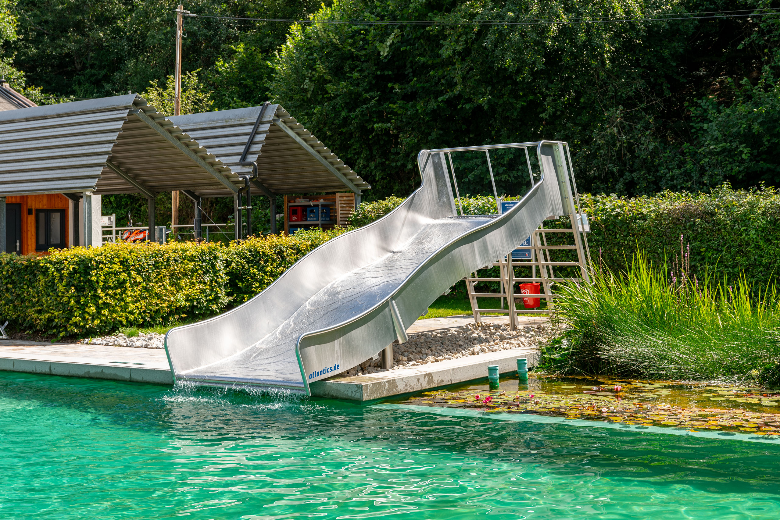 atlantics_edelstahlrutschen_naturbad-Autilus_sesslach_bad_pool_198559