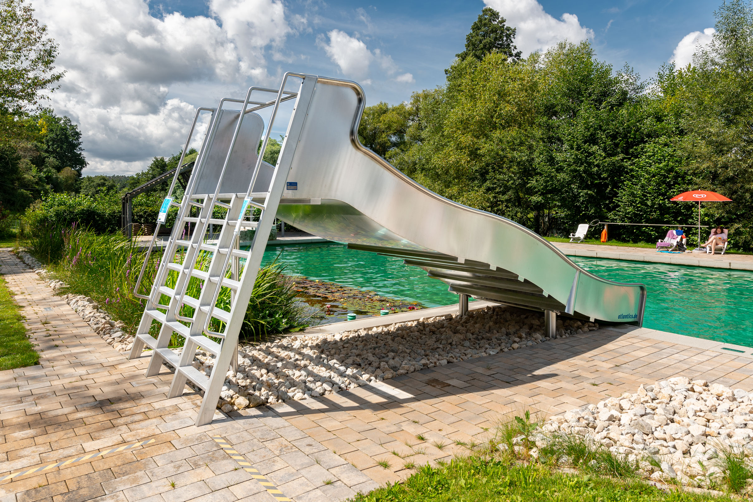 atlantics_edelstahlrutschen_naturbad-Autilus_sesslach_schwimm_pool_198559_DSC1930