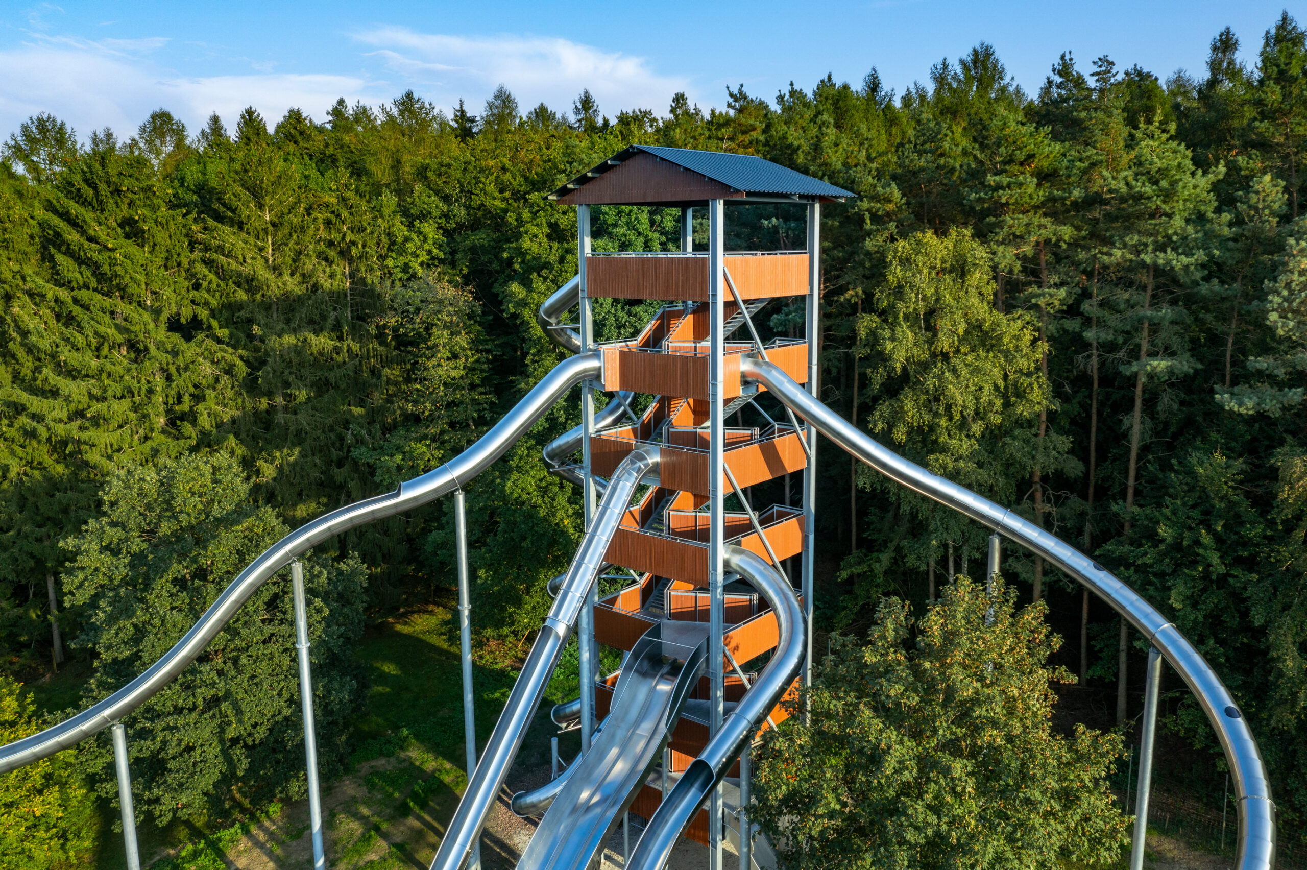atlantics Edelstahlrutschen Rutschenturm im Wild- und Freizeitpark Allensbach in Baden-Wüerttemberg