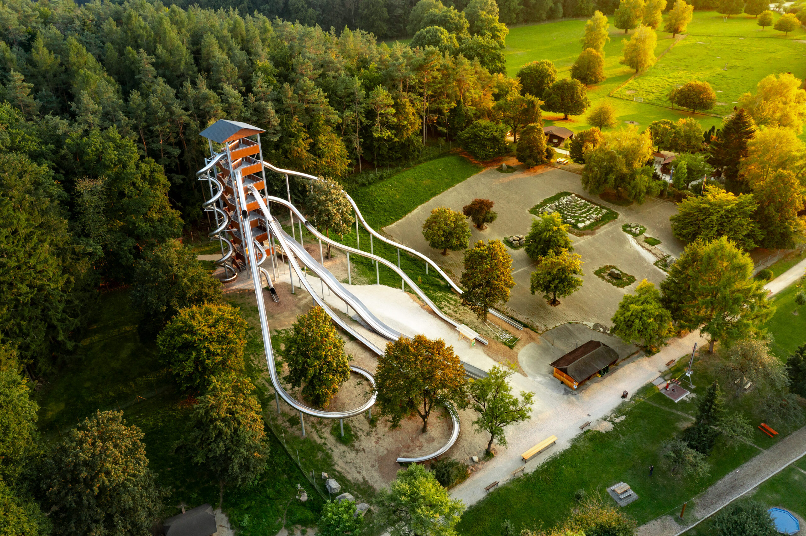 atlantics Edelstahlrutschen Rutschenturm im Wild- und Freizeitpark Allensbach in Baden-Wüerttemberg