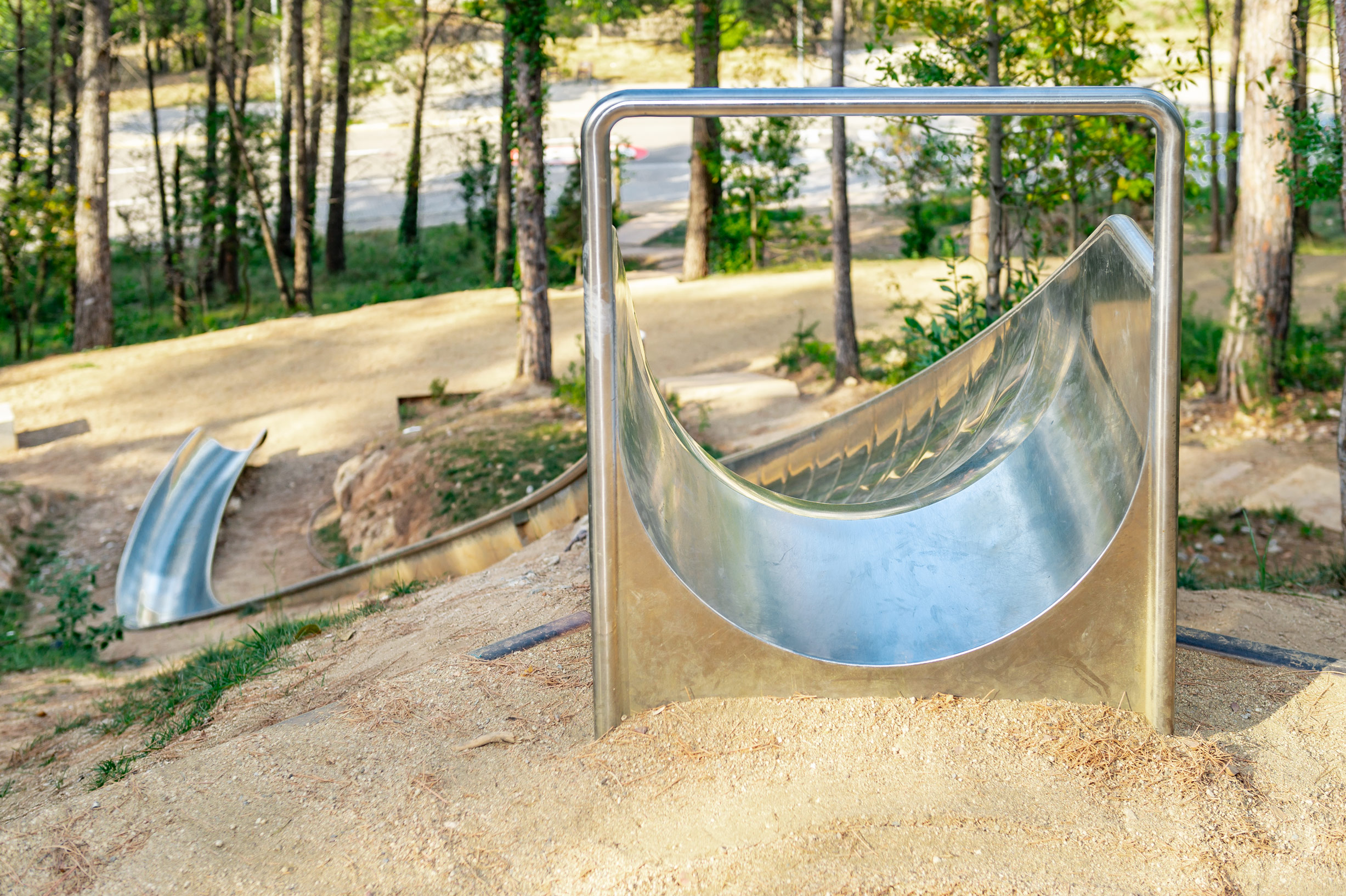 atlantics_edelstahlrutsche_parc-de-la-costeta_begues-spain_halbschale_188392