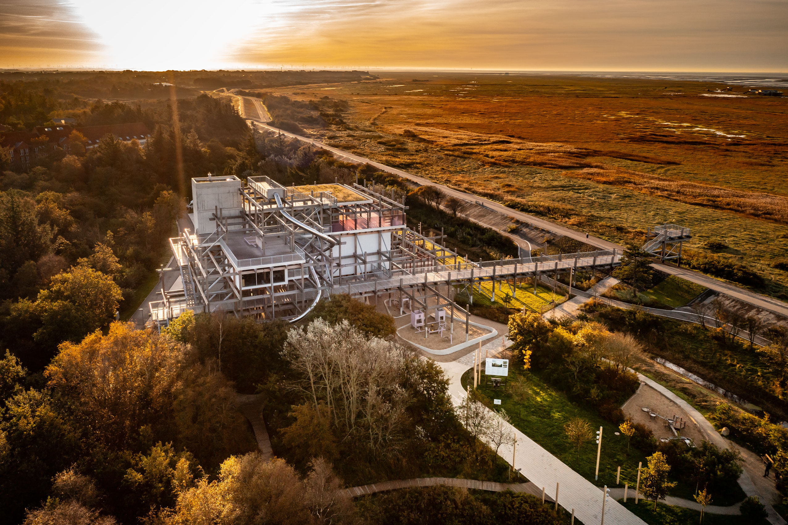 atlantics_edelstahlrutschen_st-peter-ording_freizeitpark_roehre_228887_DJI_0127