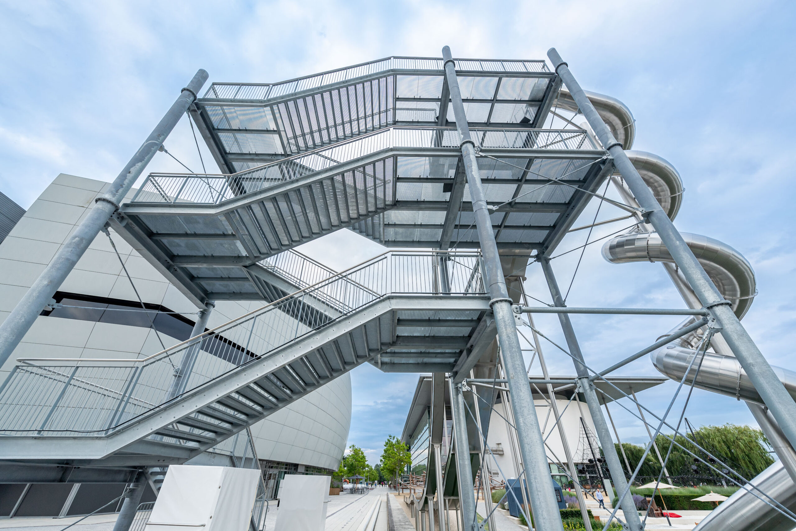 atlantics Edelstahlrutschen am Rutschenturm in der Autostadt Wolfsburg