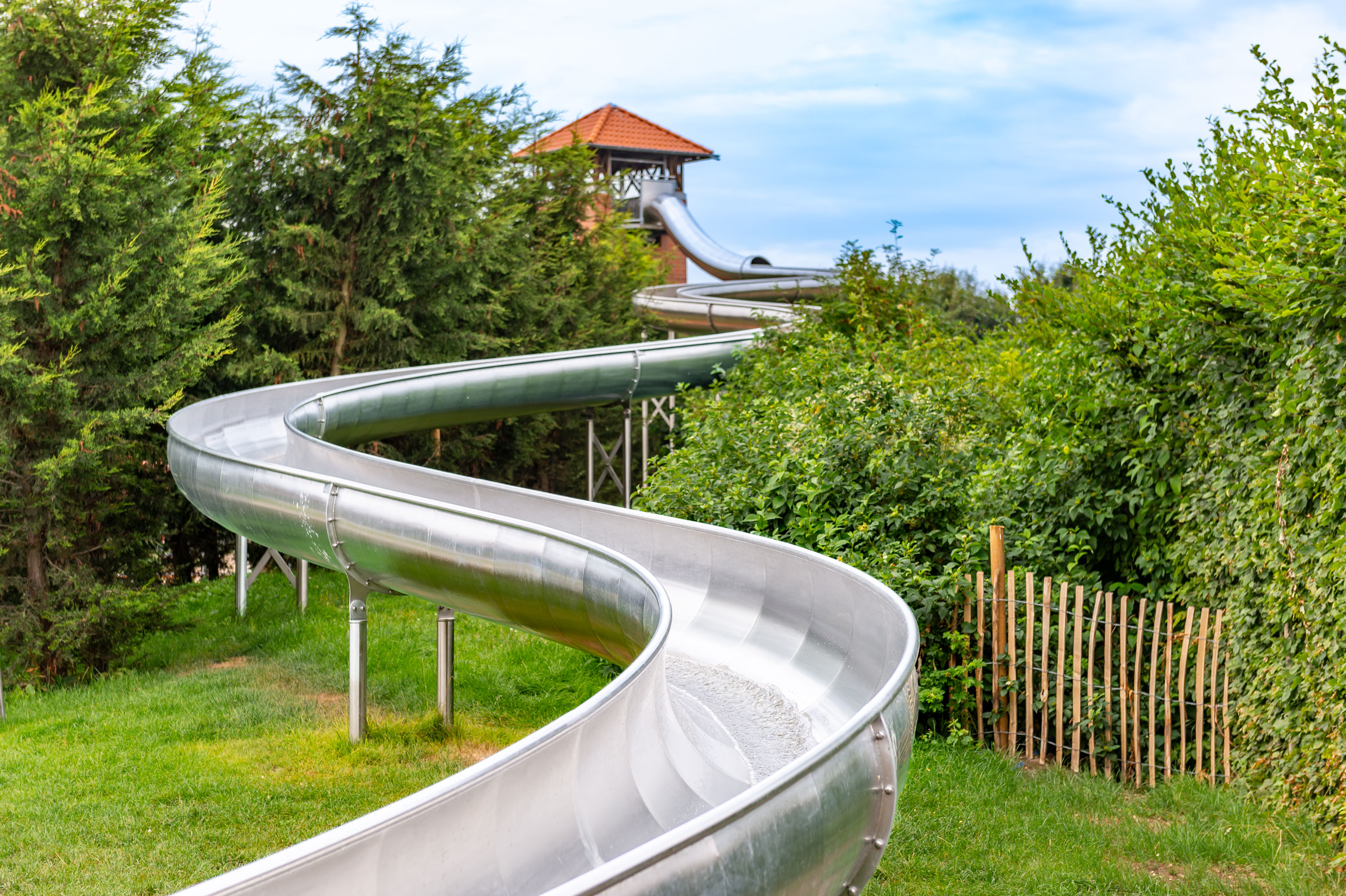 atlantics_edelstahlrutschen_freizeitpark-irrland-flughafenfeuerwehr_kevelar_halbschale_158013_DSC4702
