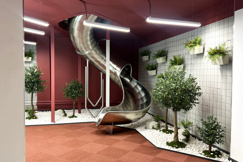 atlantics stainless steel slide with paper clip support for the students of Maqsut Narikbayev University in Astana, Kazakhstan